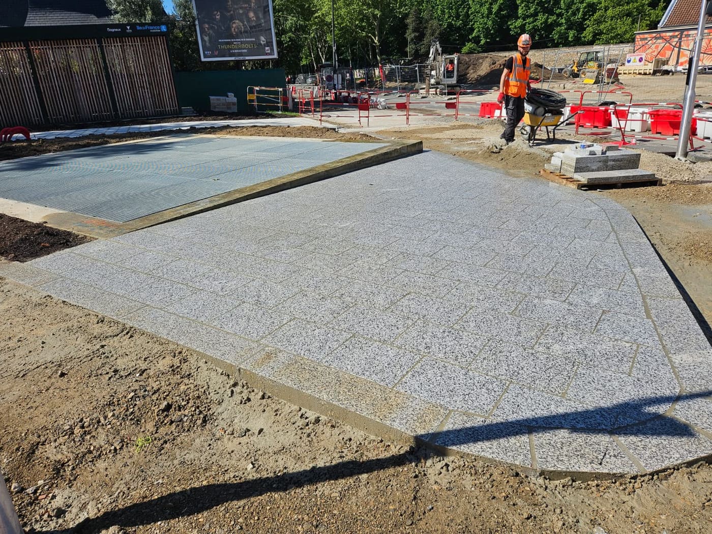 Parvis en dalles de granit